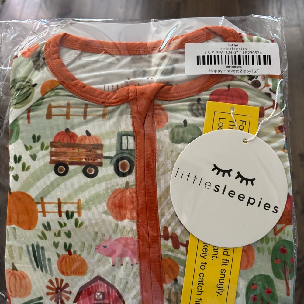 NWT little sleepies zippy